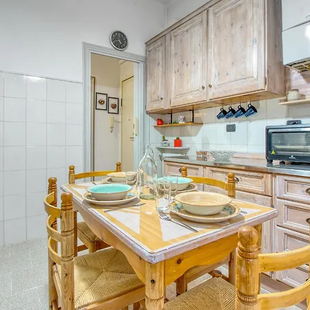 1 Bedroom In Lägenhet