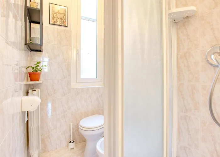 Lägenhet 1 Bedroom In *